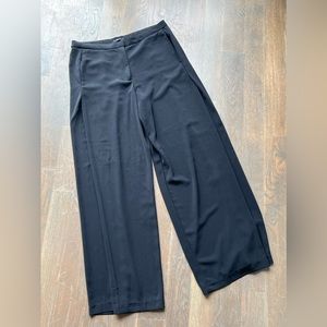H&M women’s black dress  pants.